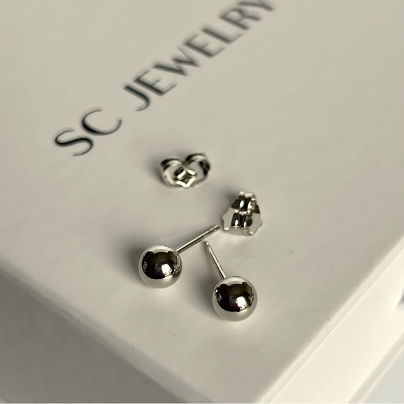 Stud Bead Ball 5mm Earrings Silver Tone Luxury Jewelry - Picture 2 of 13